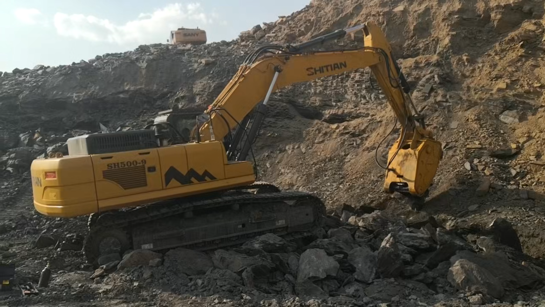 Excavator SH500 Case