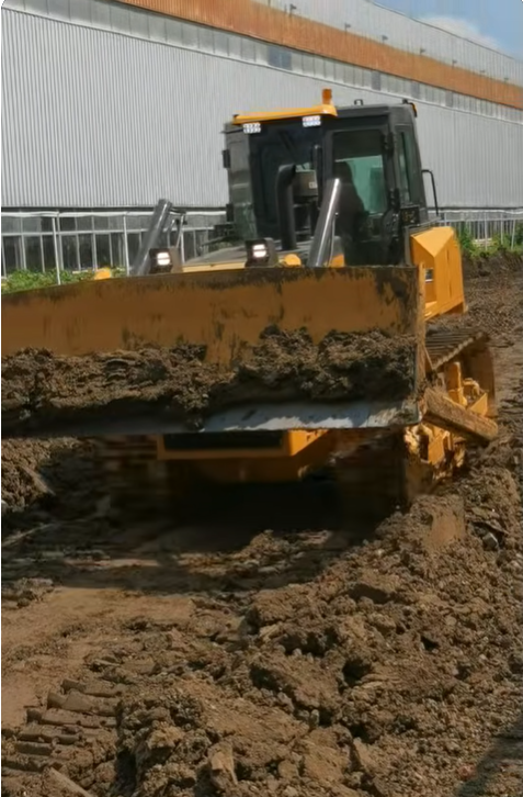 Our Bulldozers Undergo Pre‑delivery Commissioning for Efficient Overseas Order Fulfilment