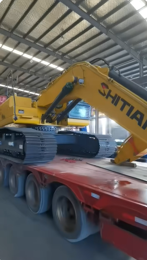 Ready Stock Excavators Prepare for Export Shipment