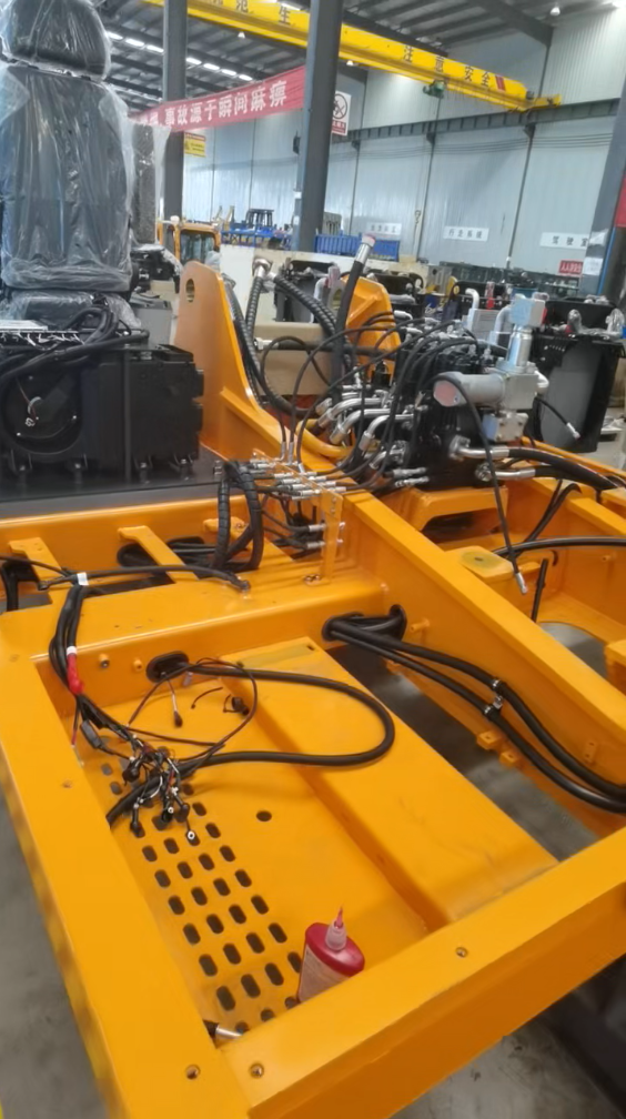 Excavator Assembly Production Line in Fu